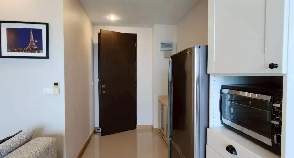 For rent 2 bedrooms condo in Bang Na, Bangkok