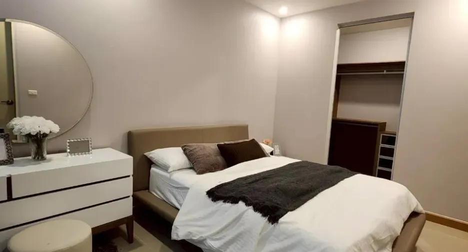 For rent 2 bedrooms condo in Bang Na, Bangkok