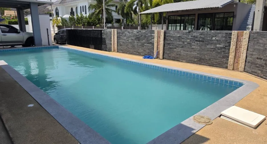 For rent 3 bedrooms villa in Hua Hin, Prachuap Khiri Khan