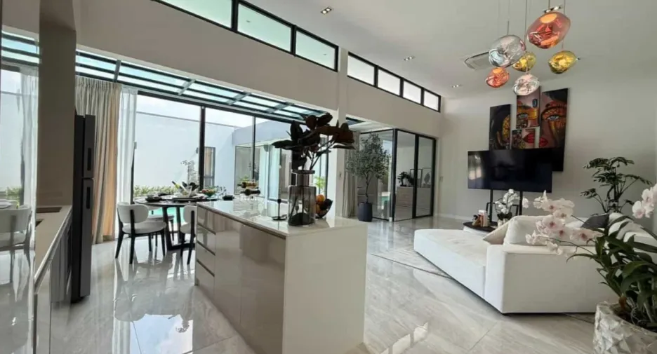 Haus zur Miete und zum Kauf mit 3 Zimmer in Bang Lamung, Chonburi