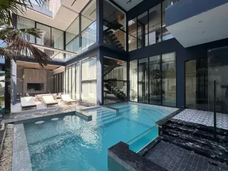 Casa en venta de 6 habitaciones en Bang Lamung, Chonburi