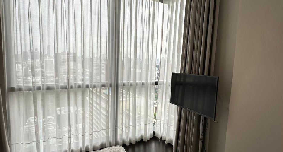 À louer 2 chambres condo à Pathum Wan, Bangkok