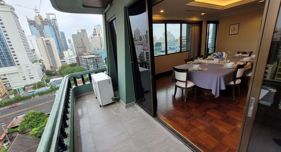 Wohnung zur Miete mit 4 Zimmer in Pathum Wan, Bangkok