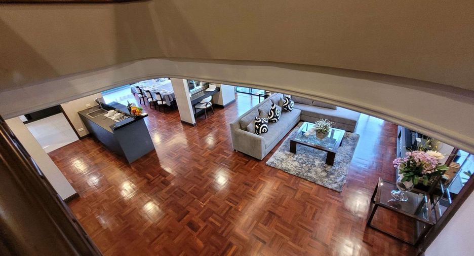 Wohnung zur Miete mit 4 Zimmer in Pathum Wan, Bangkok