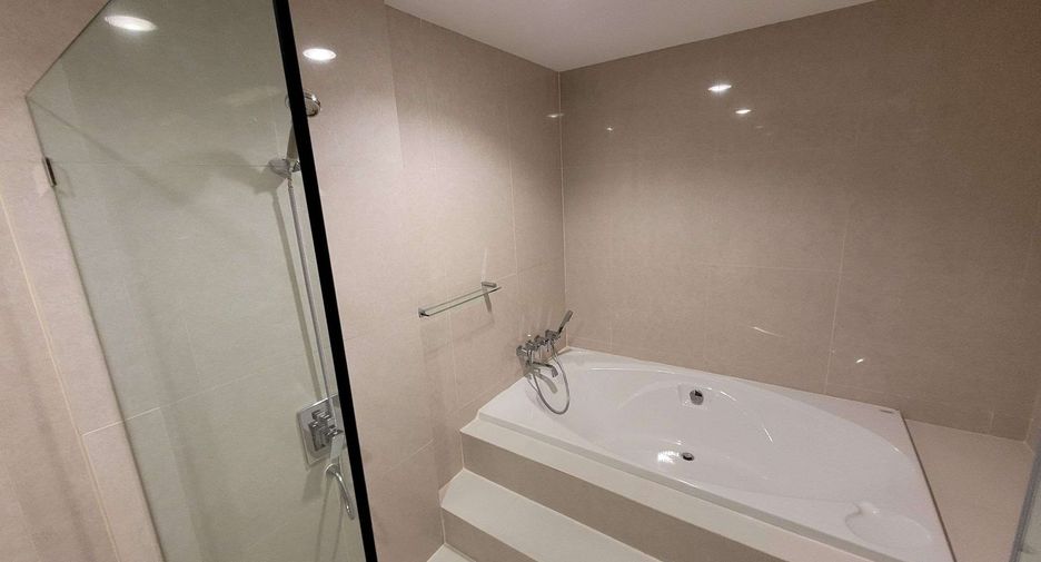 Wohnung zur Miete mit 4 Zimmer in Pathum Wan, Bangkok