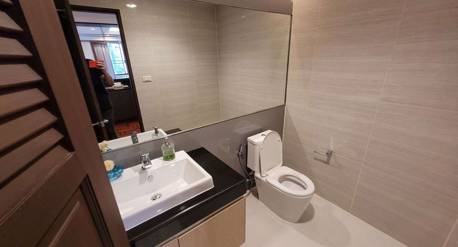 Wohnung zur Miete mit 4 Zimmer in Pathum Wan, Bangkok