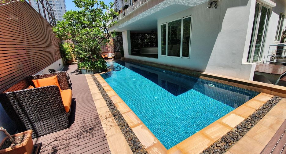 ให้เช่า 4 ห้องนอน คอนโด ใน วัฒนา, กรุงเทพฯ