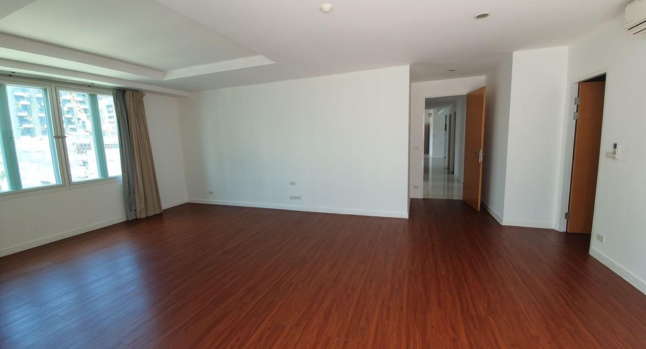 ให้เช่า 4 ห้องนอน คอนโด ใน วัฒนา, กรุงเทพฯ
