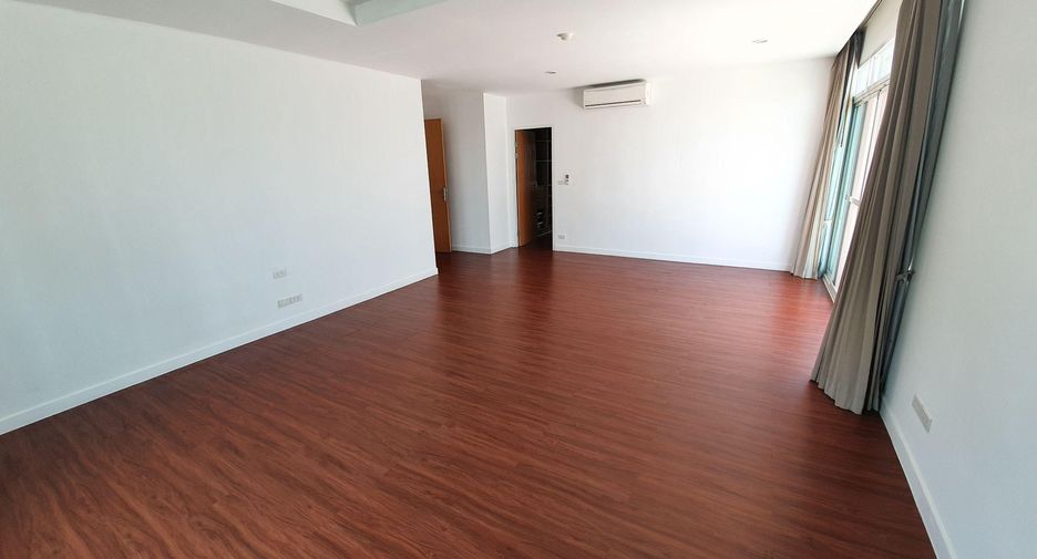 ให้เช่า 4 ห้องนอน คอนโด ใน วัฒนา, กรุงเทพฯ