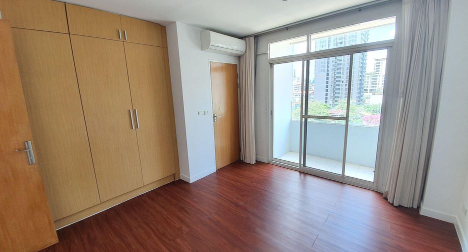 ให้เช่า 4 ห้องนอน คอนโด ใน วัฒนา, กรุงเทพฯ