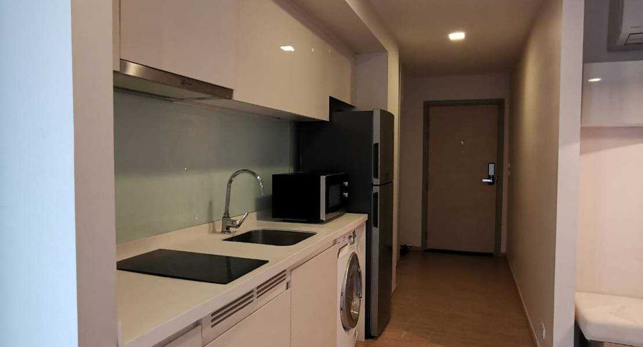 Condo en alquiler de 1 habitaciones en Khlong Toei, Bangkok
