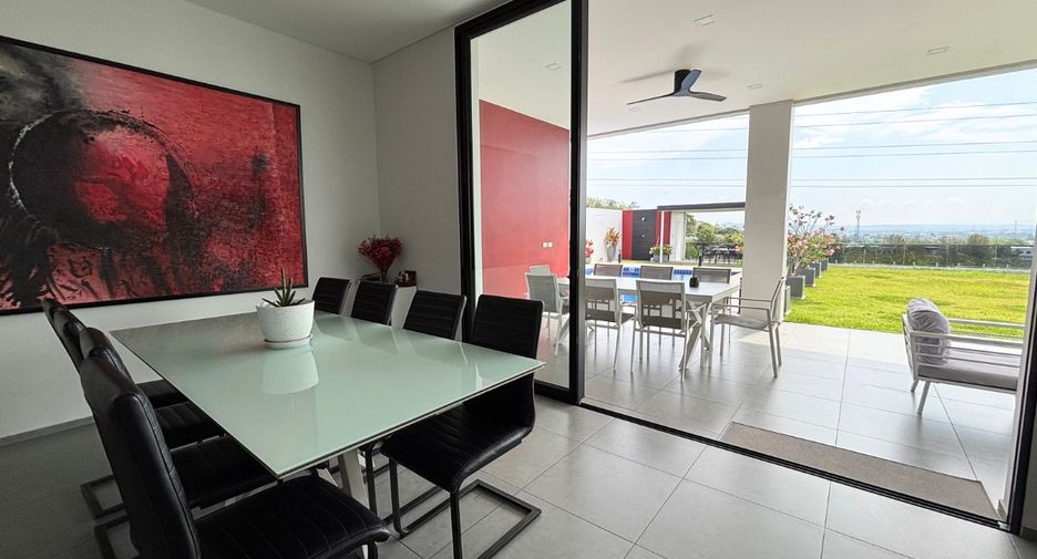 For sale 3 bedrooms house in Bang Lamung, Chonburi