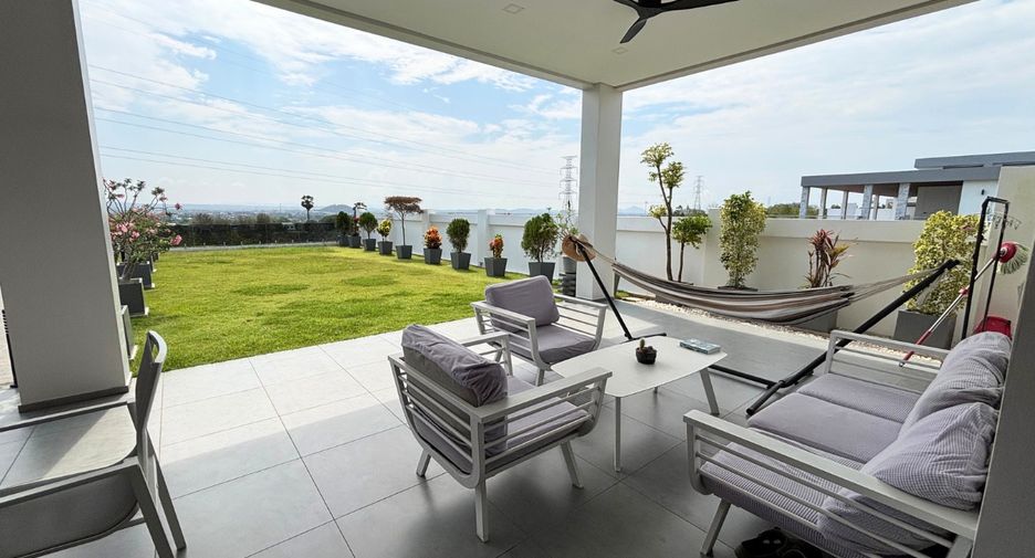 For sale 3 bedrooms house in Bang Lamung, Chonburi