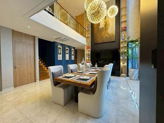 Haus zur Miete mit 5 Zimmer in Yan Nawa, Bangkok
