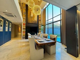 Haus zur Miete mit 5 Zimmer in Yan Nawa, Bangkok