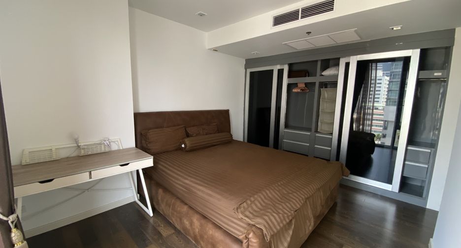 For rent 2 bedrooms condo in Sathon, Bangkok