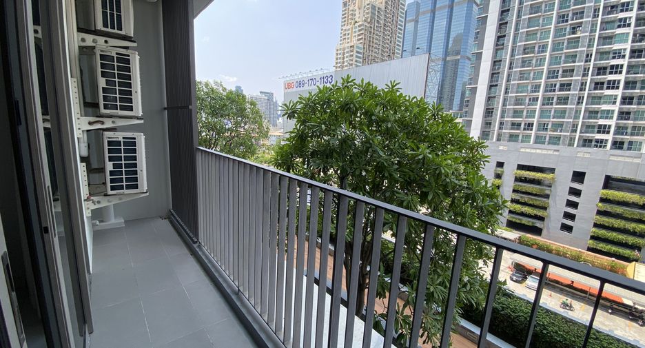 For rent 2 bedrooms condo in Sathon, Bangkok