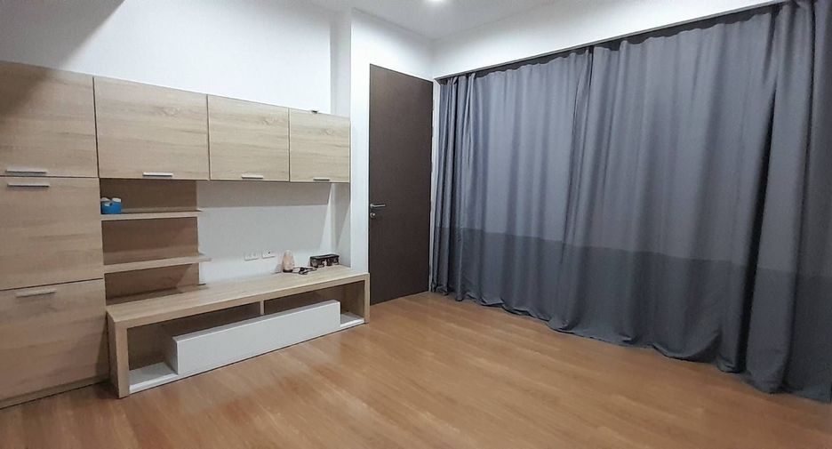 出租 3 卧室 联排别墅 在 Khlong Toei, 曼谷