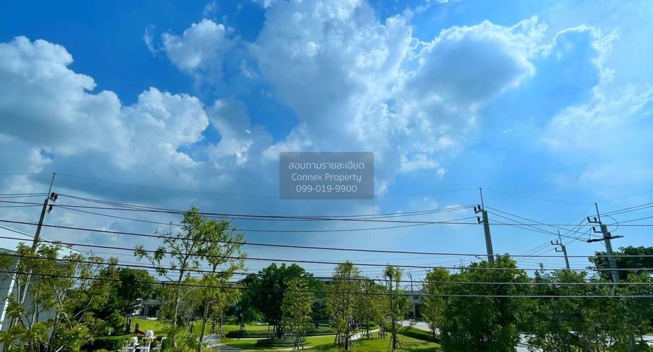For rent 3 bedrooms townhouse in Bang Phli, Samut Prakan
