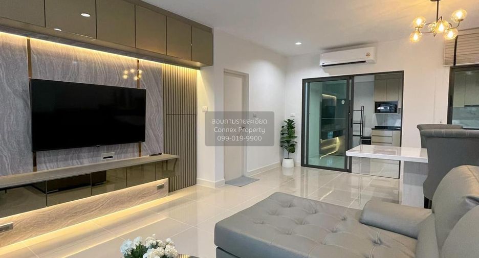 For rent 3 bedrooms townhouse in Bang Phli, Samut Prakan