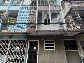 Casa adosada en alquiler de 4 habitaciones en Bang Rak, Bangkok