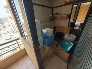 For rent 2 bedrooms condo in Pathum Wan, Bangkok