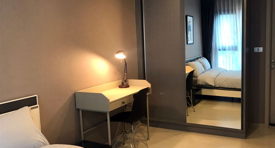 Wohnung zur Miete mit 2 Zimmer in Khlong Toei, Bangkok
