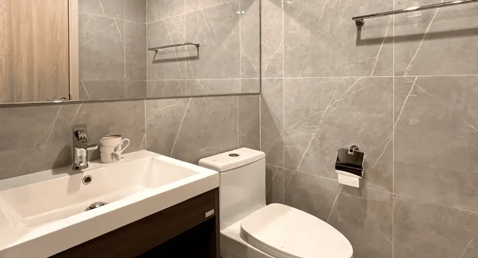 For rent 1 bed condo in Huai Khwang, Bangkok