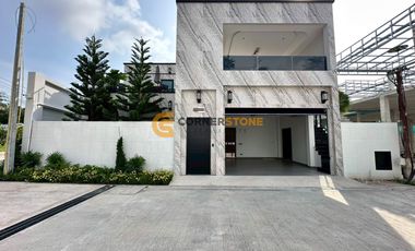 出售 4 卧室 独立屋 在 Bang Lamung, Chon Buri