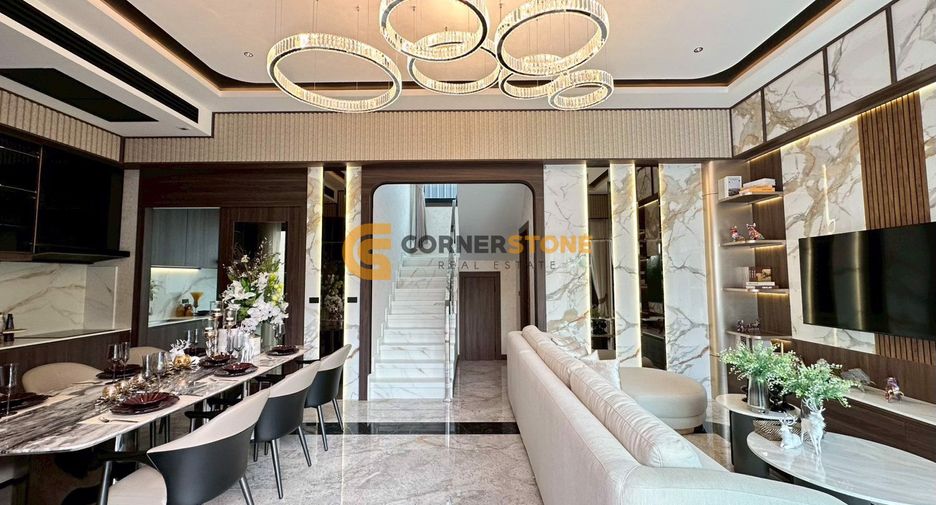 For sale 4 bedrooms house in Bang Lamung, Chonburi