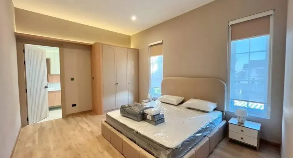 出租 4 卧室 独立屋 在 Hang Dong, Chiang Mai