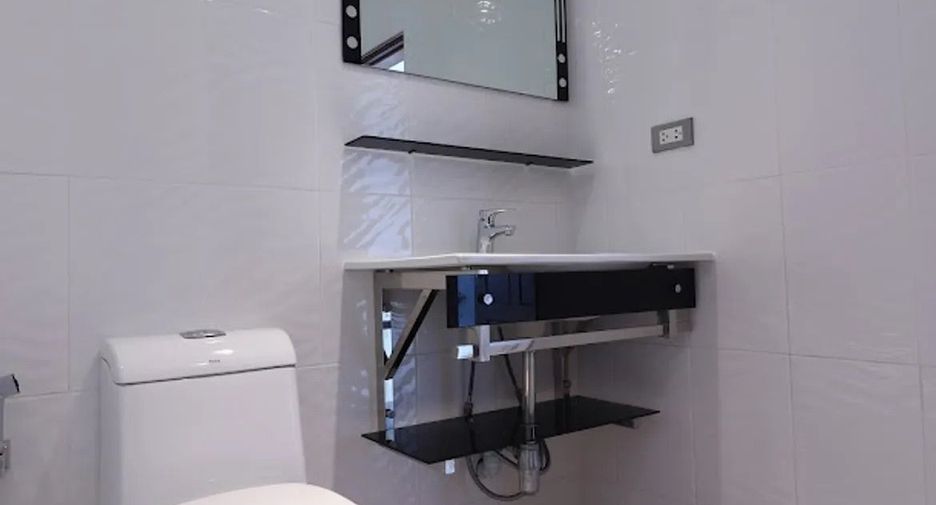 For sale 1 bed condo in Sattahip, Chonburi