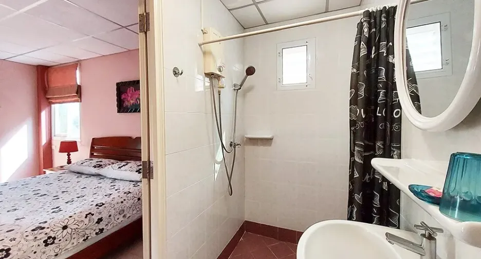 À vendre 5 chambres hôtel à Klaeng, Rayong