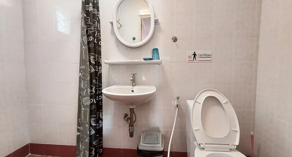 À vendre 5 chambres hôtel à Klaeng, Rayong