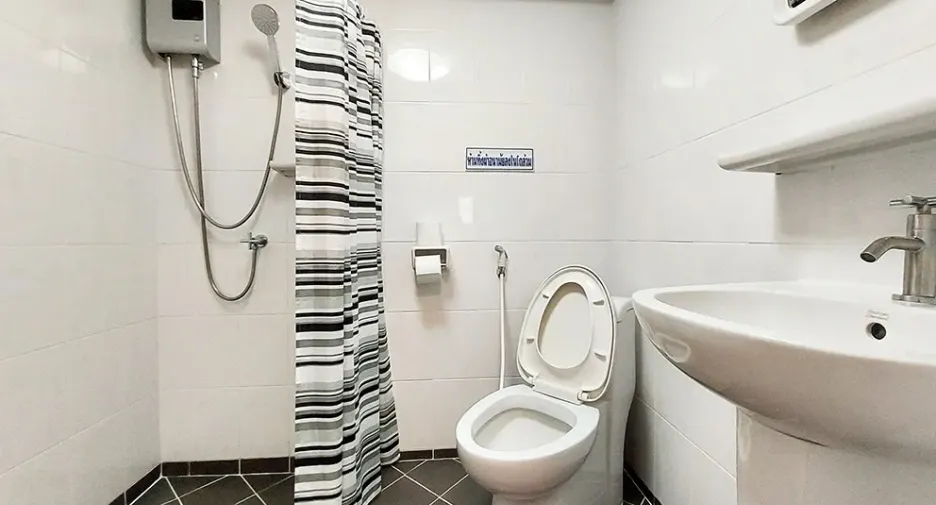 À vendre 5 chambres hôtel à Klaeng, Rayong