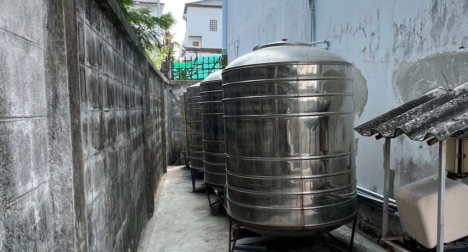 Продажа офис в Банг На, Бангкок