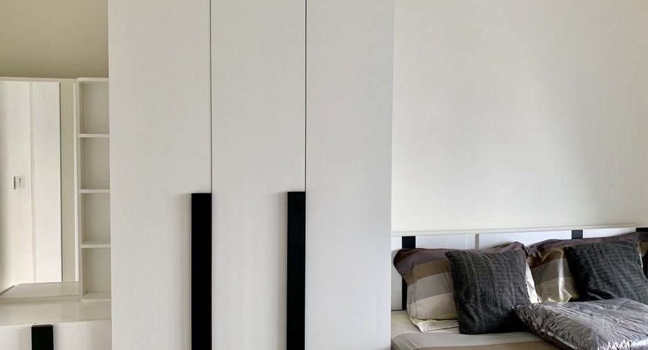 For rent 1 bed condo in Khlong Toei, Bangkok