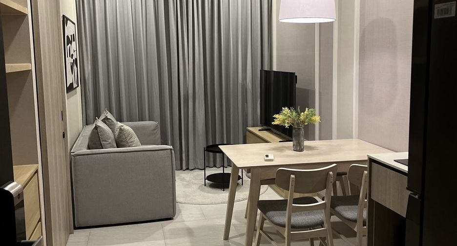 For rent 1 bed condo in Pathum Wan, Bangkok
