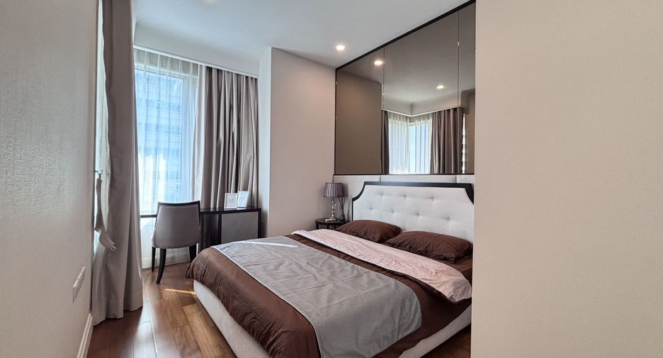 For rent 2 bedrooms condo in Pathum Wan, Bangkok