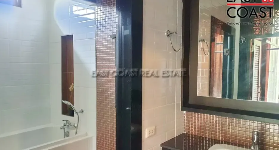 For rent and for sale 2 bedrooms house in Bang Lamung, Chonburi