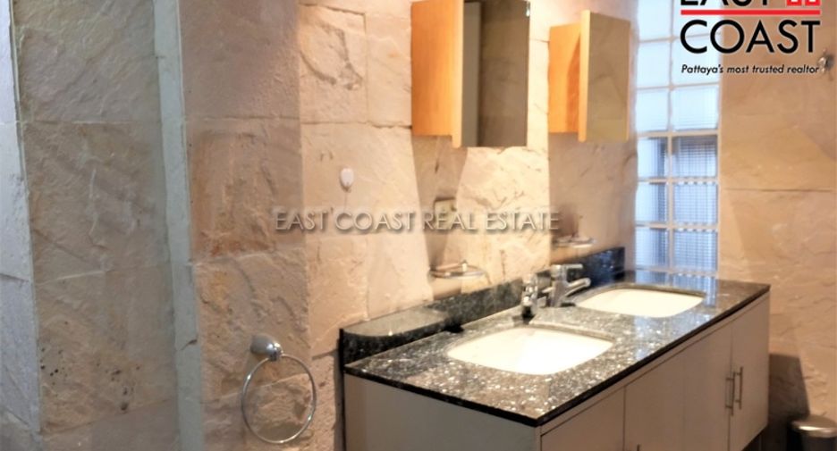 For sale and for rent 2 bedrooms condo in Bang Lamung, Chonburi