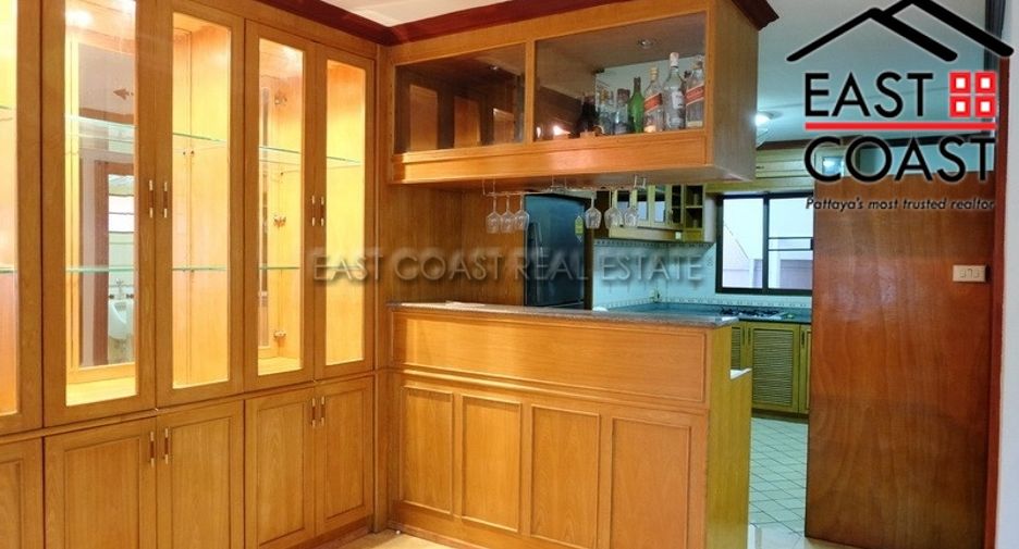 For sale and for rent 5 bedrooms house in Bang Lamung, Chonburi