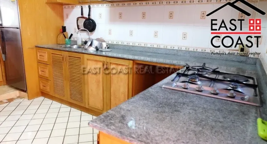 For rent and for sale 5 bedrooms house in Bang Lamung, Chonburi