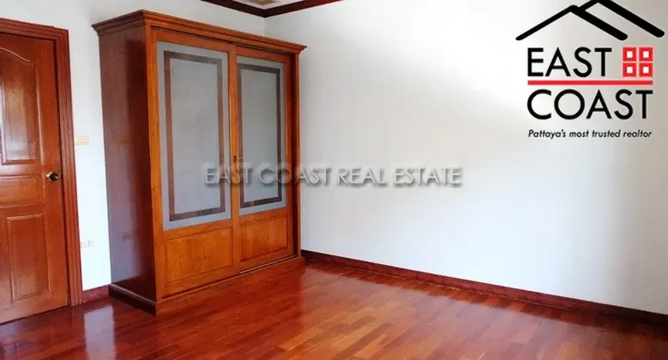 For rent and for sale 5 bedrooms house in Bang Lamung, Chonburi
