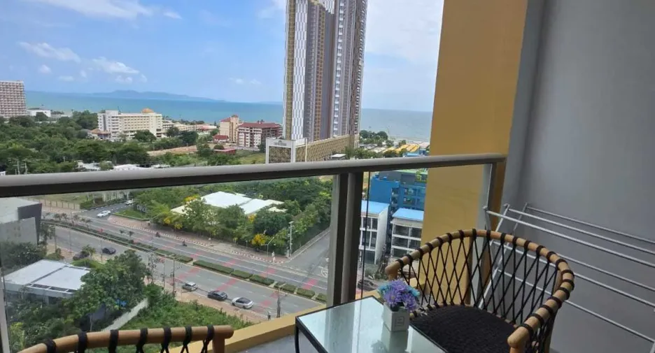 For sale 1 bed condo in Bang Lamung, Chonburi