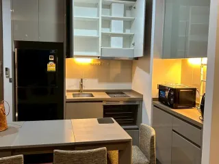 Condo en venta y en alquiler de 1 habitaciones en Bang Rak, Bangkok