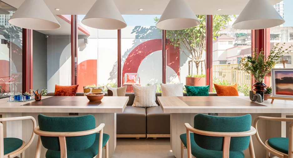 For sale studio condo in Phaya Thai, Bangkok