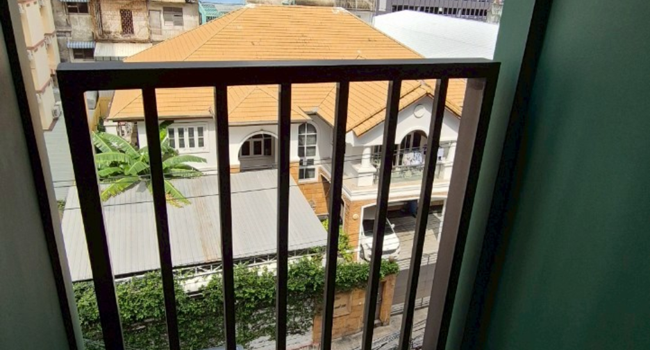 For sale studio condo in Phaya Thai, Bangkok