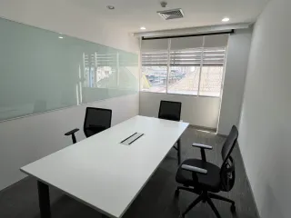 Oficina en alquiler en Sathon, Bangkok