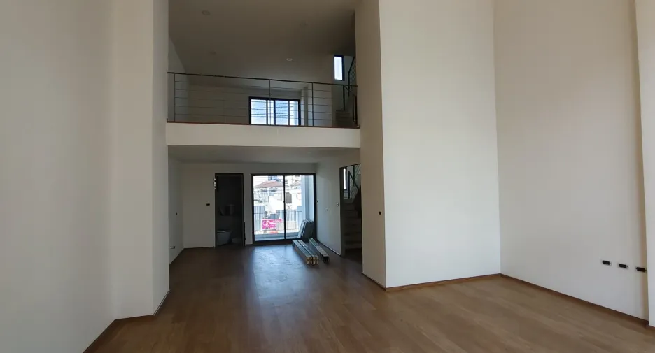 Casa adosada en venta de 2 habitaciones en Suan Luang, Bangkok
